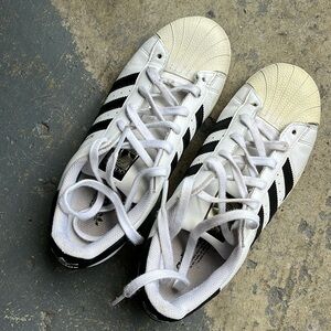 Adidas sneakers women size 7